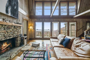 Deer Run Lodge in Big Canoe